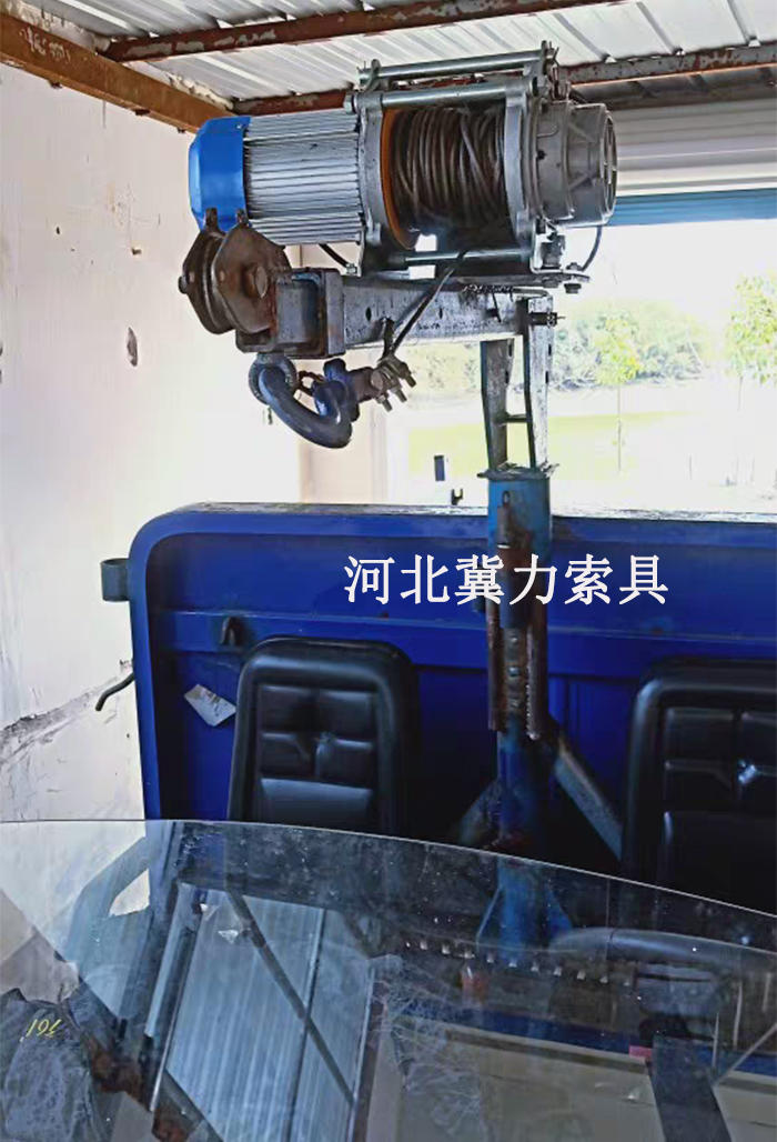 組裝好的車(chē)載提升機(jī)